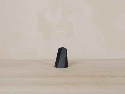 Oji Masanori for Futagami Komagata Bookend, Black