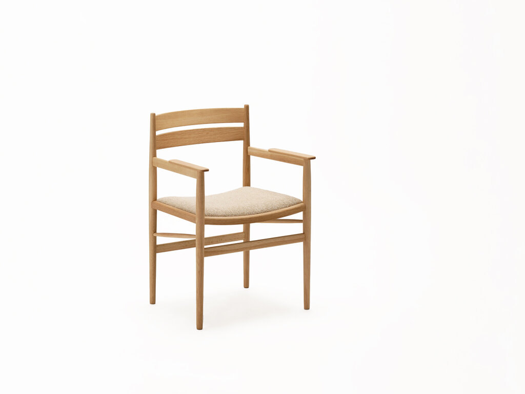 Karimoku Case N-DC04 Armchair
