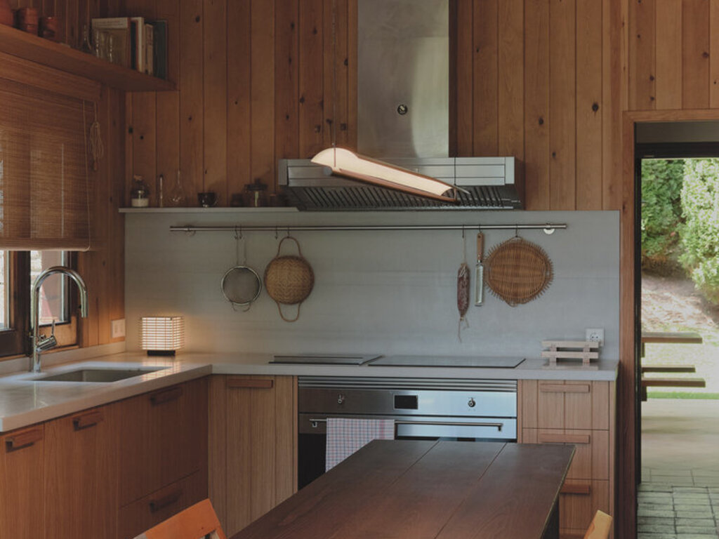 Antoni Arola for Santa & Cole Lámina 165 Pendant Light