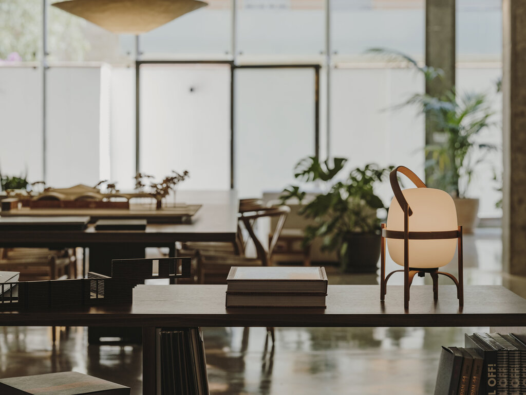 Miguel Mila for Santa & Cole Cestita Batería Table Lamp