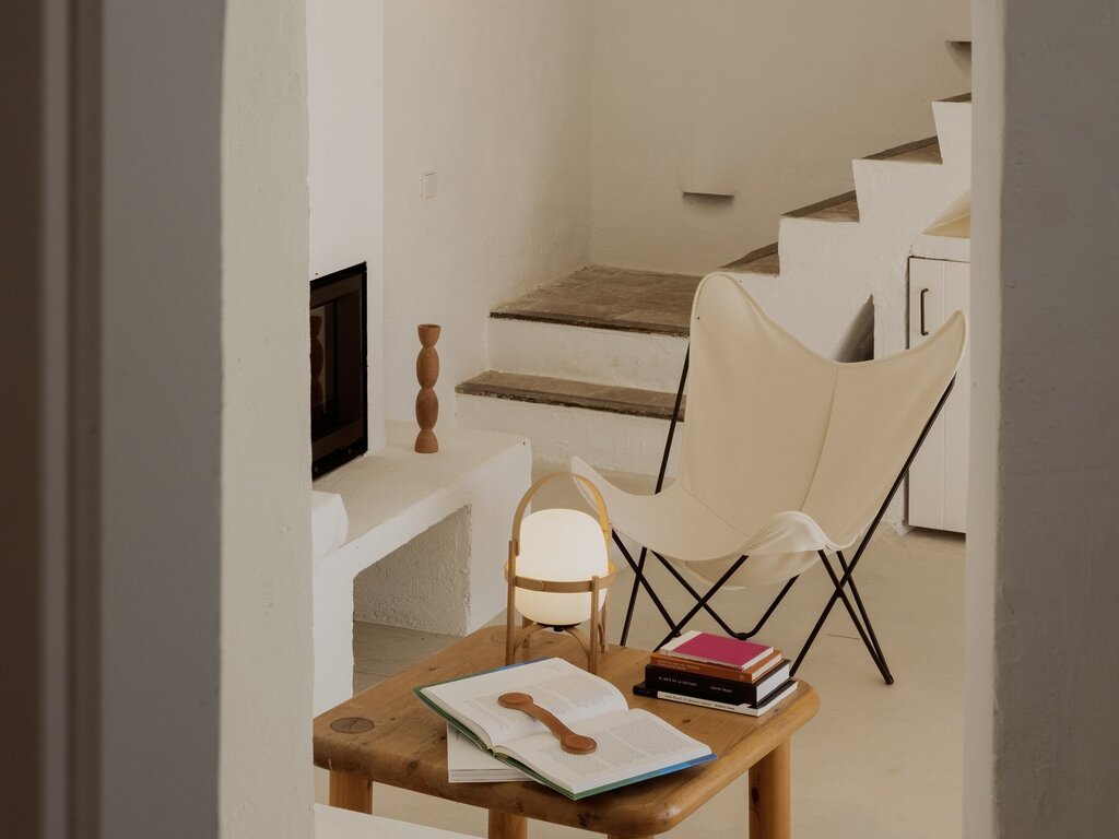 Miguel Mila for Santa & Cole Cestita Batería Table Lamp