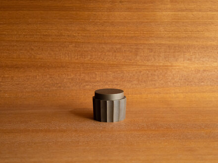 Arii Yuka for Nousaku Lidded Small Brass Pot