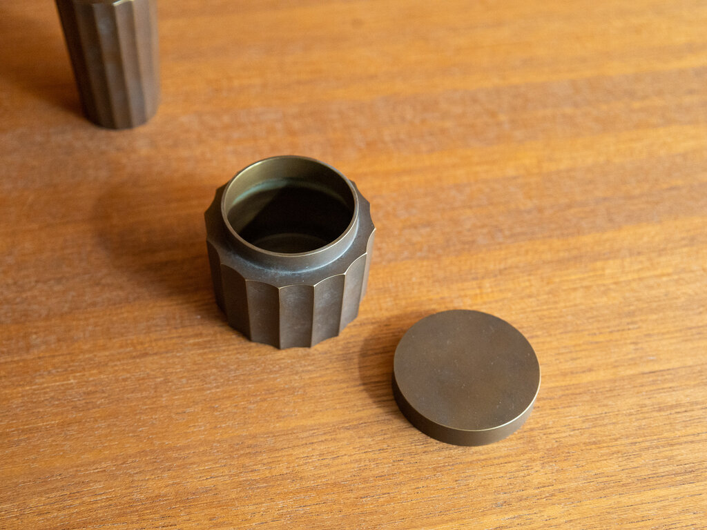 Arii Yuka for Nousaku Lidded Small Brass Pot