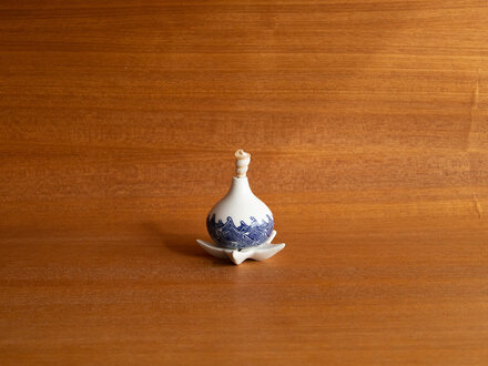 Renaud Sauvé Vial w/ Wave Pattern & Starfish Stand Renaud Sauvé Vial w/ Wave Pattern & Starfish Stand