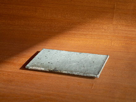 Toru Hatta Small Tile Plate No. 25S