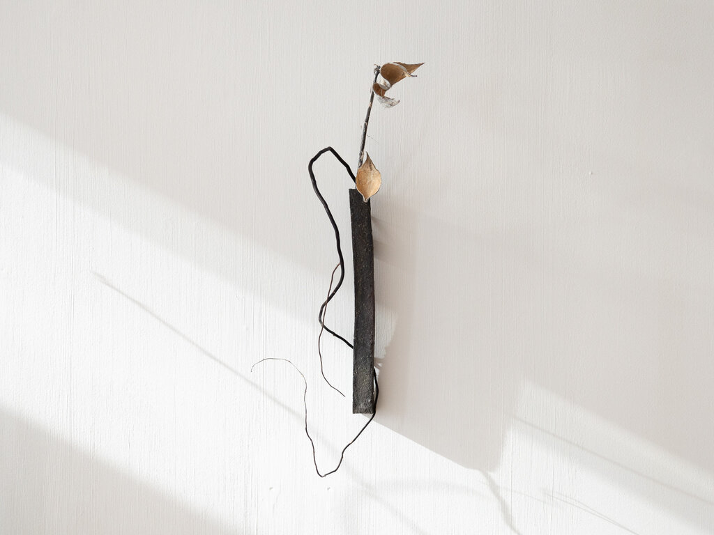 Toru Hatta Black Wall Vase No. 45