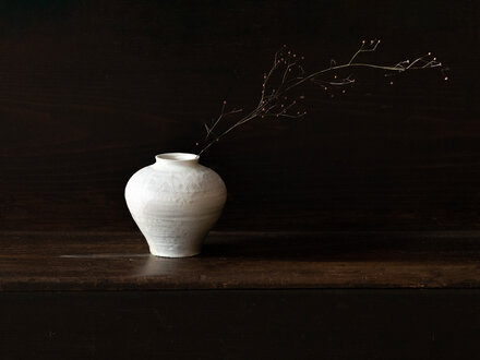 Toru Hatta White Ceramic Vase No. 47