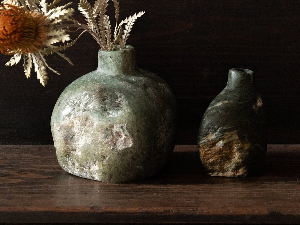 Elizabeth Lenny Vase No. 30