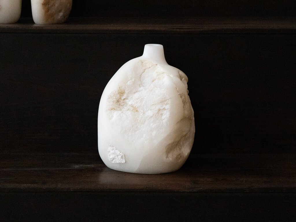 Elizabeth Lenny Alabaster Vase No. 38