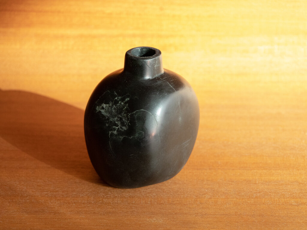 Elizabeth Lenny Vase No. 27