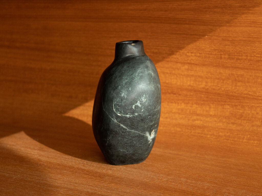 Elizabeth Lenny Vase No. 29