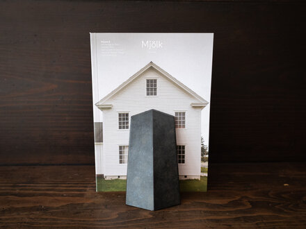 Oji Masanori for Futagami Komagata Bookend, Black