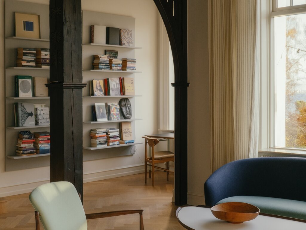 Finn Juhl Cocktail Table