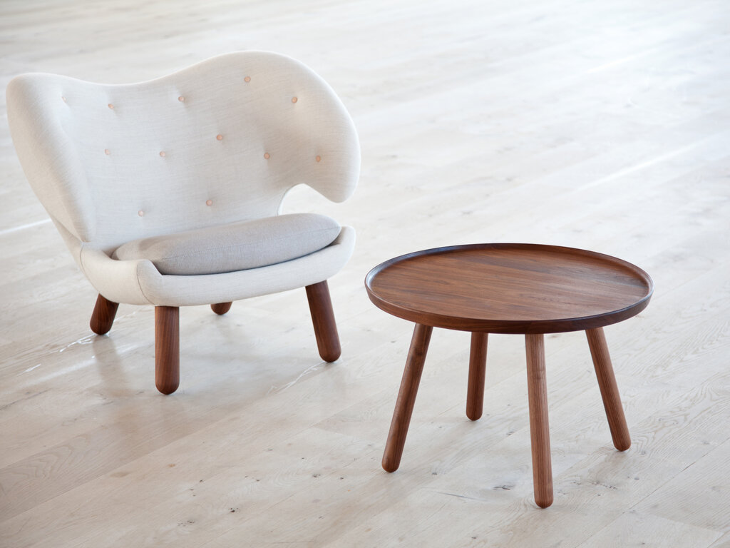 Finn Juhl Pelican Table