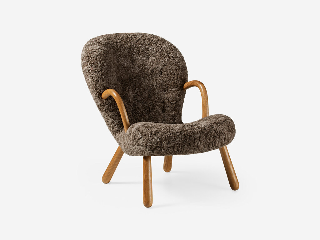 Dagmar Clam Chair (Sheepskin)
