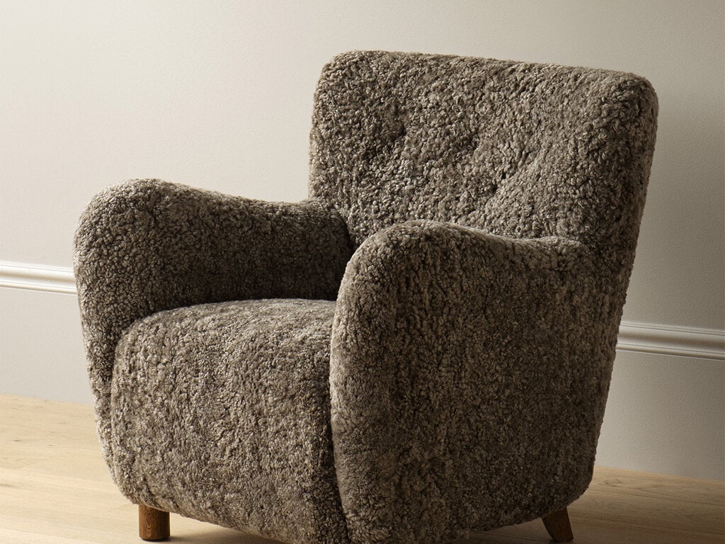 Dagmar 54 Lounge chair, Sheepskin