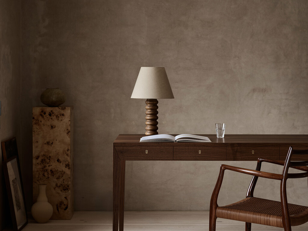 Dagmar Margrethe Desk