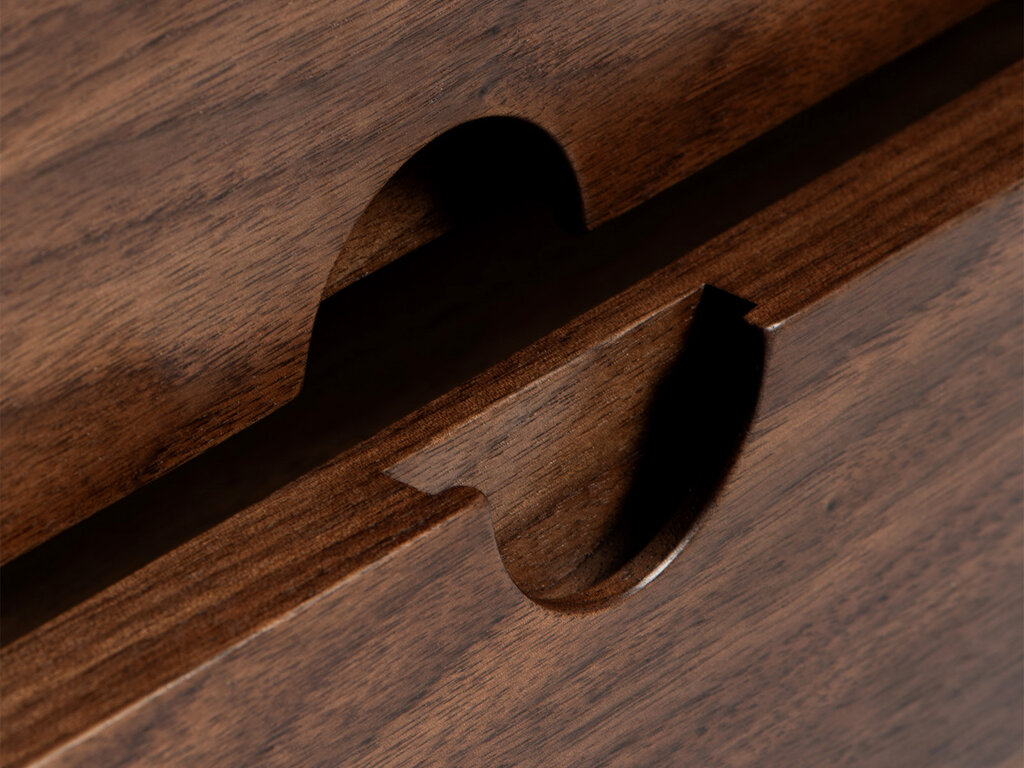 Dagmar Entre Bedside Tall Chest