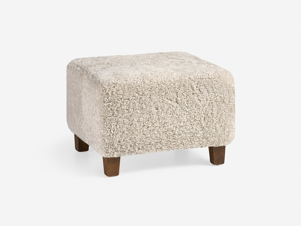 Dagmar Karu Ottoman (Sheepskin)