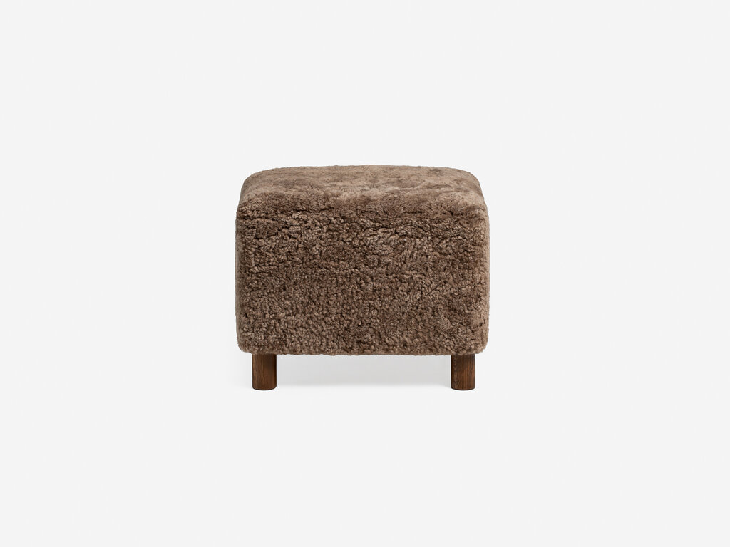 Dagmar Karu Ottoman (Sheepskin)
