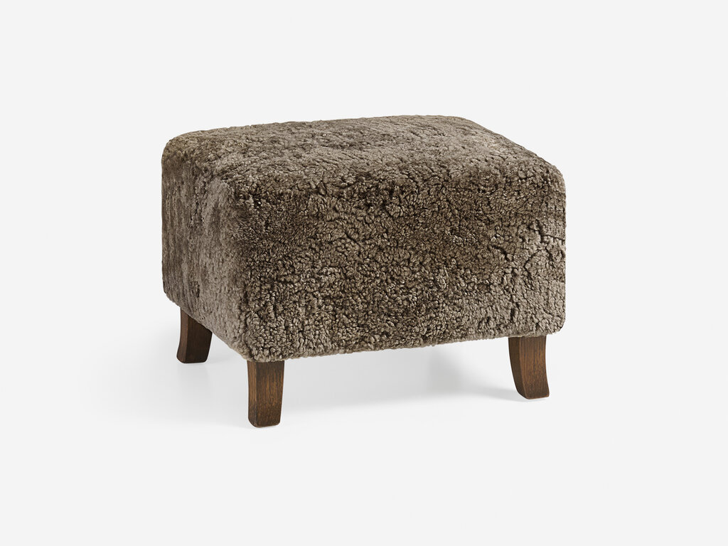 Dagmar Sampo Footstool (Sheepskin)