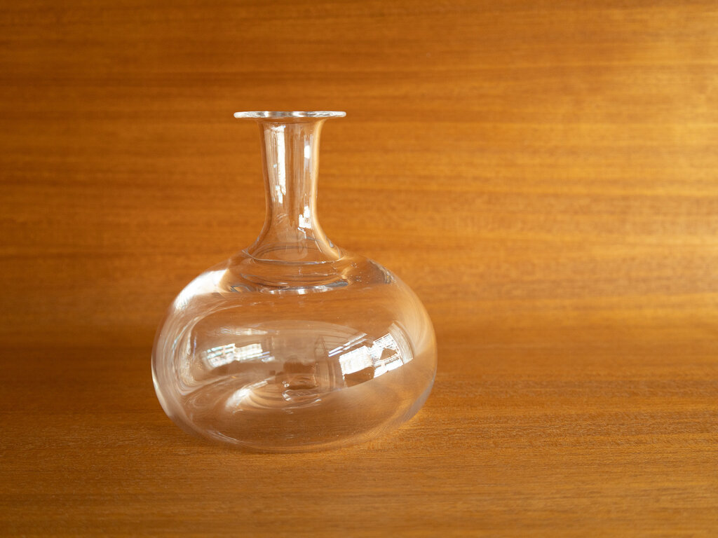 Bottle Vase by Yoko Yamano
