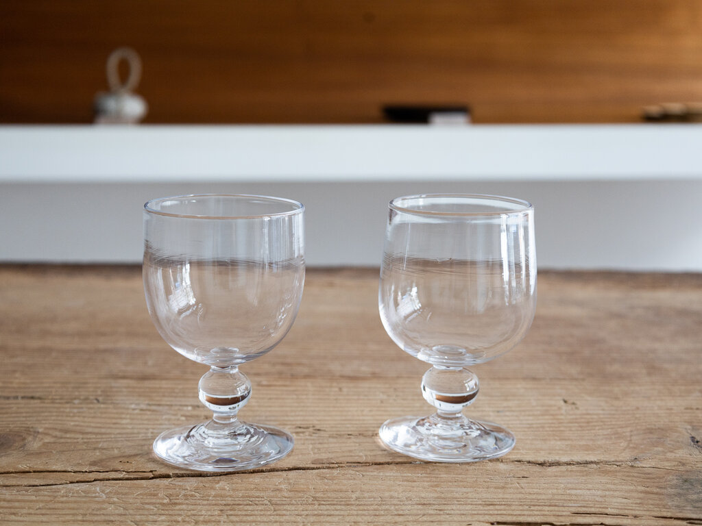 Red wine glass by Yoko Yamano