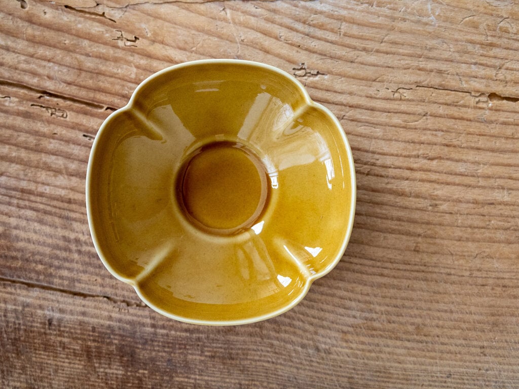 Rina Ono mizu-mizu small flower serving dish