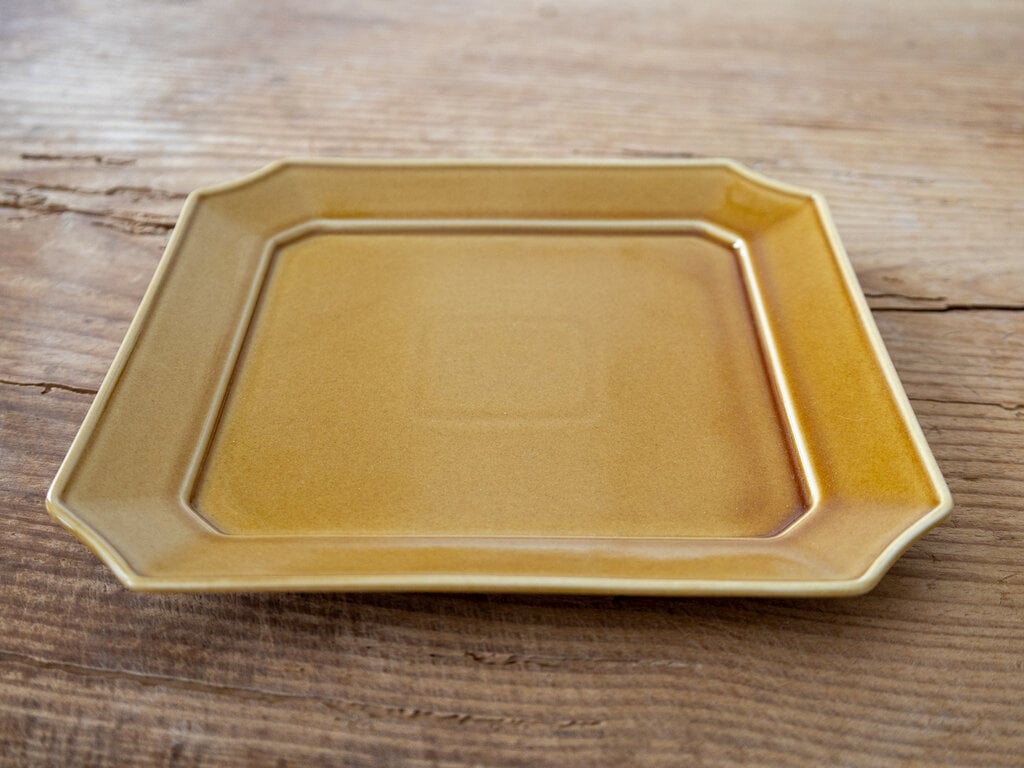 Rina Ono Mizu-Mizu Porcelain Square Dish
