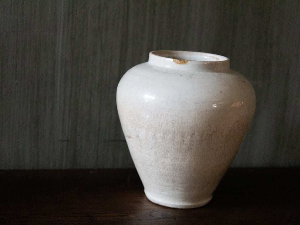 Antique Imari Edo period ceramic flower vase