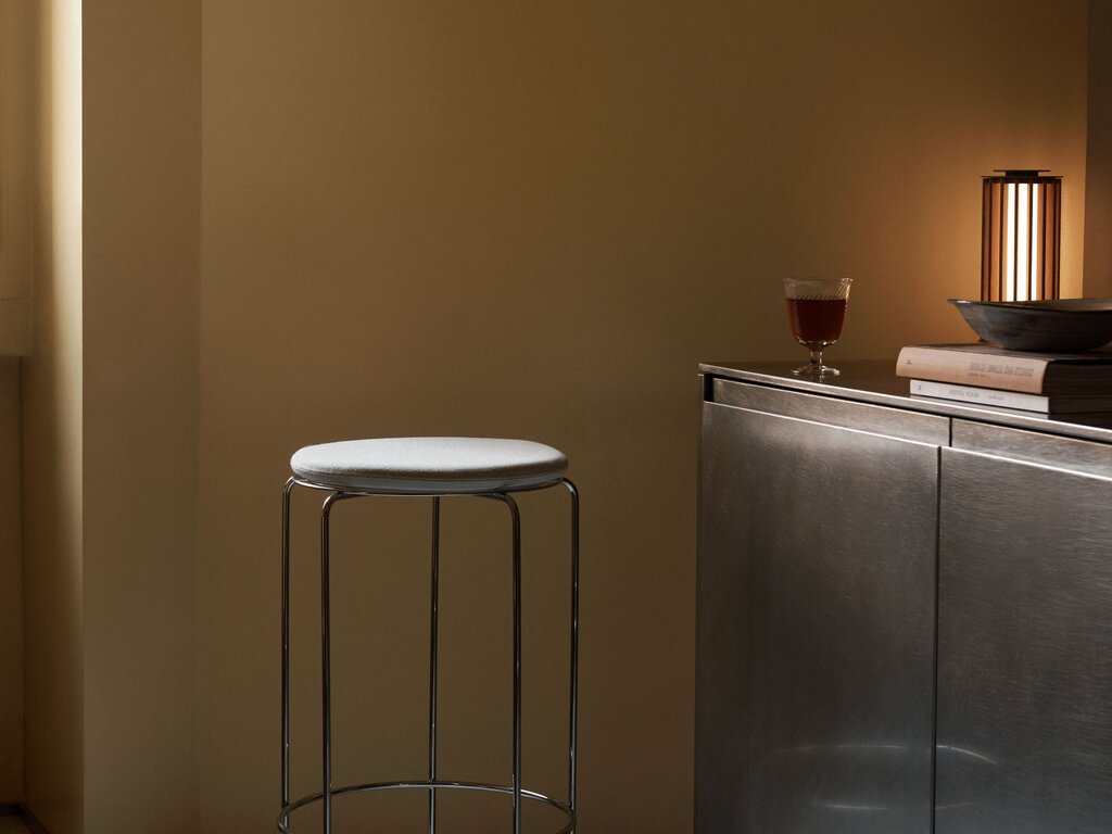 &Tradition VP16 Wire Bar Height Stool