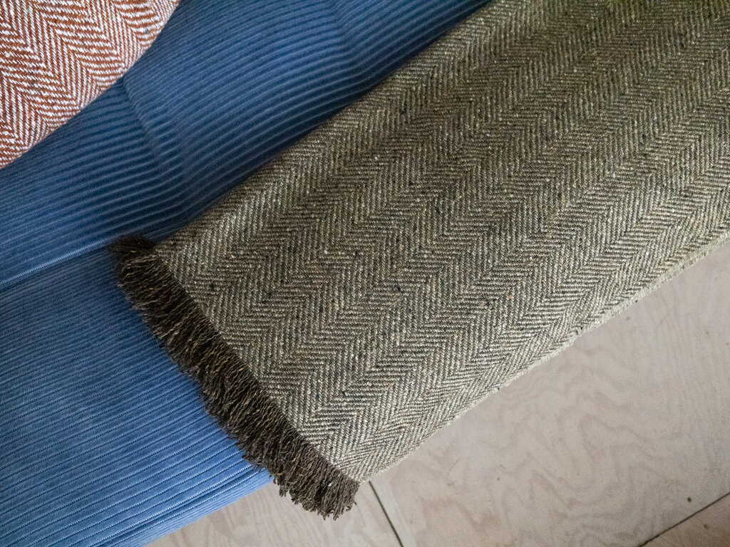 Mourne Textiles Mourne Tweed Large Throw - Ink Blue