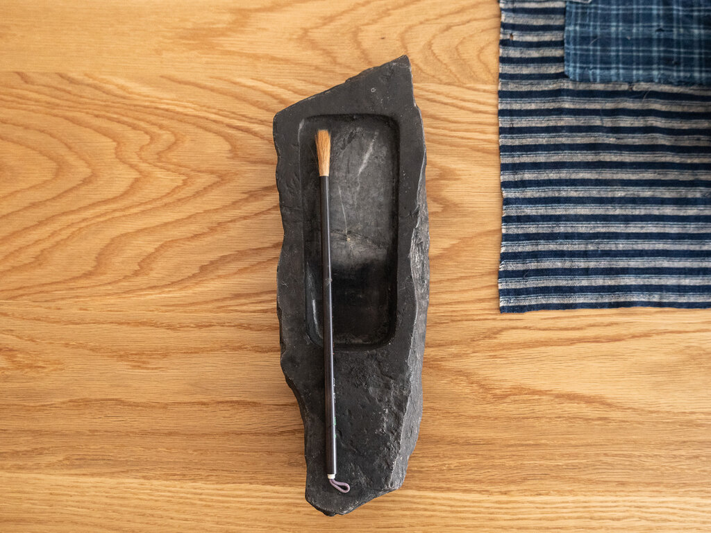 Antique Japanese natural ink stone well