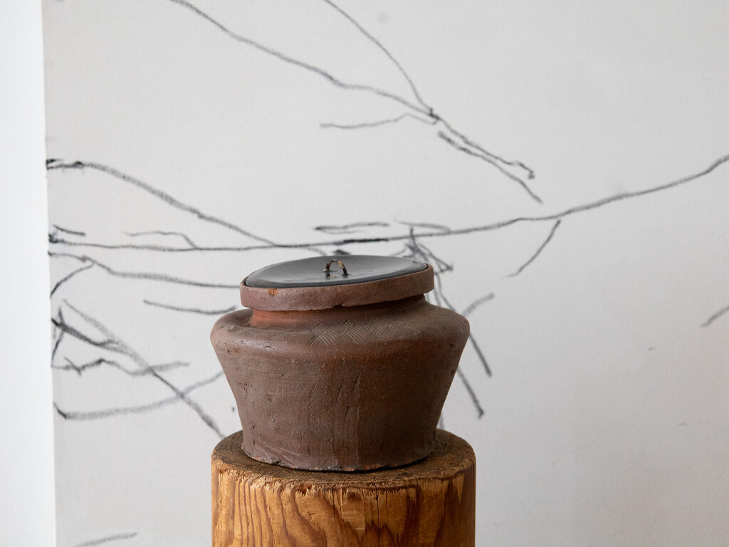 Antique Kamakura Period Tokoname Fushiki Water Jar