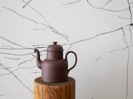 Jonas Lindholm Tall Teapot (Red Clay)