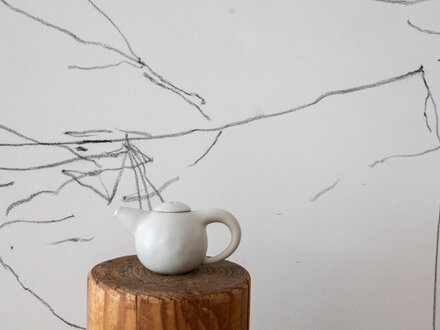 Keisuke Iwata Soft Grey/Blue Teapot (Medium)