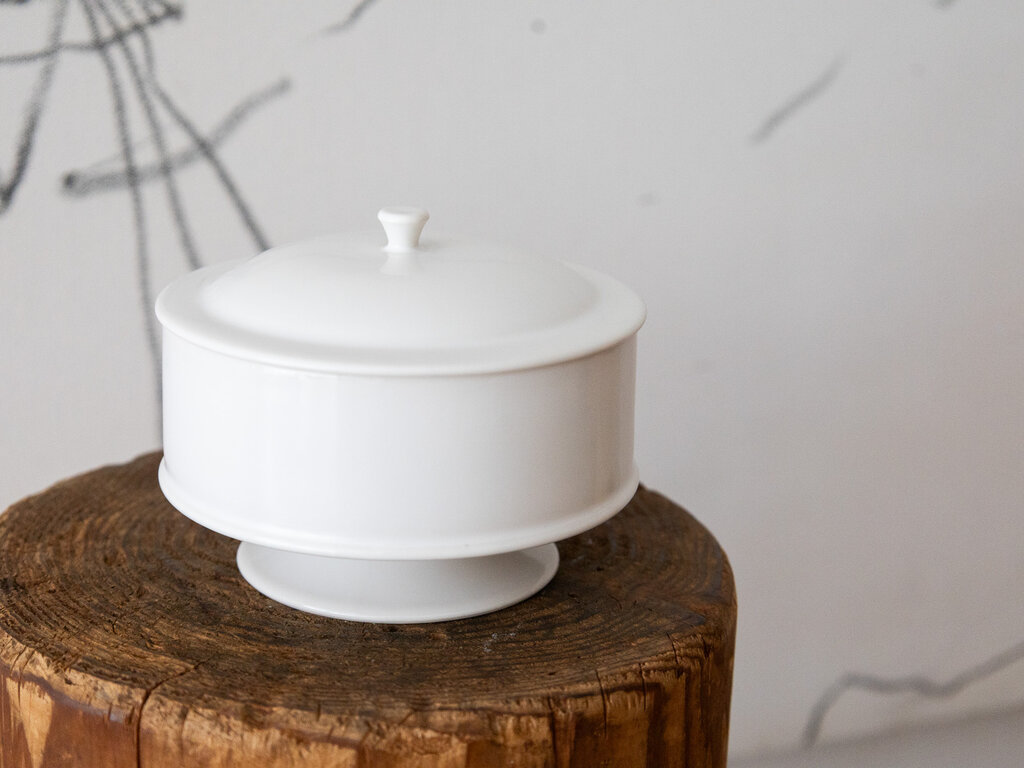 Oji Masanori for Jicon Jicon Footed Cylindrical Bowl with Lid