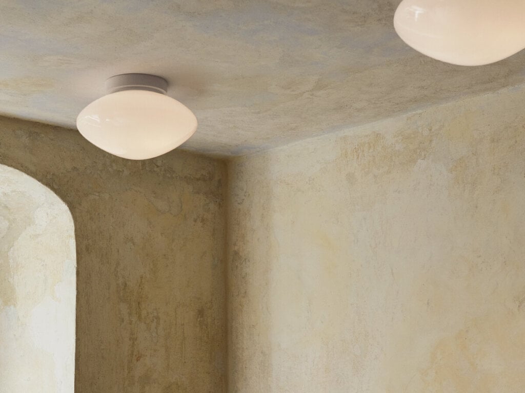 &Tradition Mist AP22 wall lamp