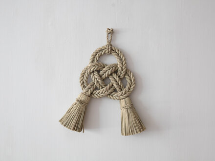 Takubo Iwai Knot Braid (Medium)