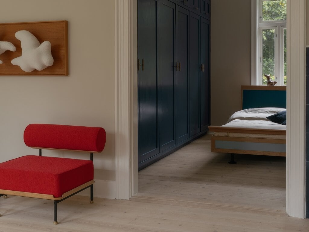 Wilhelm Hansen Bed by Finn Juhl