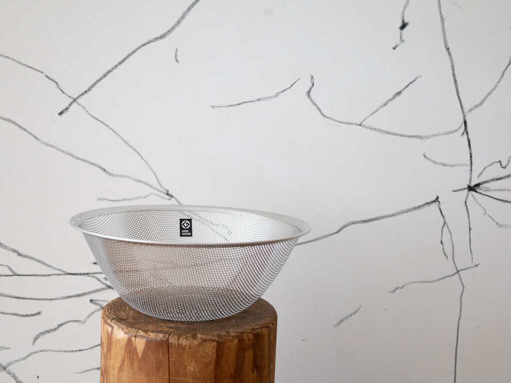 Sori Yanagi Bowl and Strainer Set (Large)