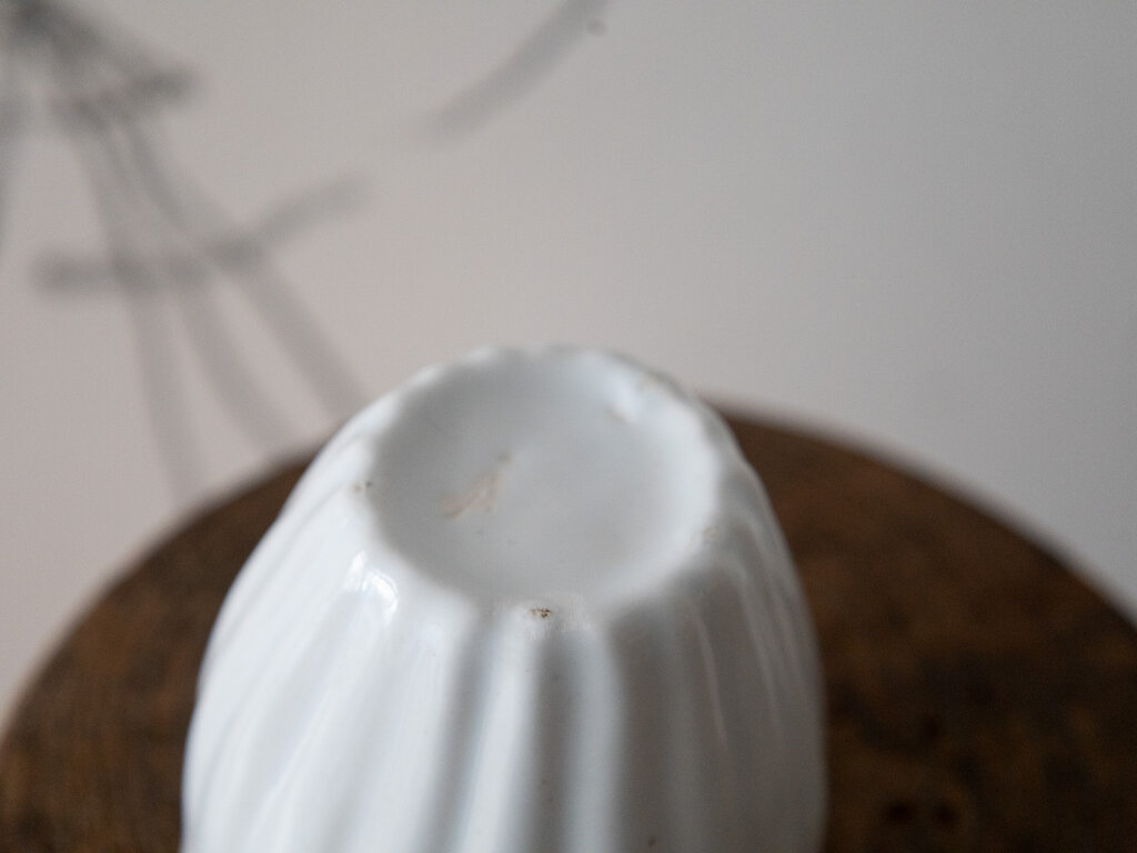 Masanobu Ando fluted tea pourer by Masanobu Ando, large