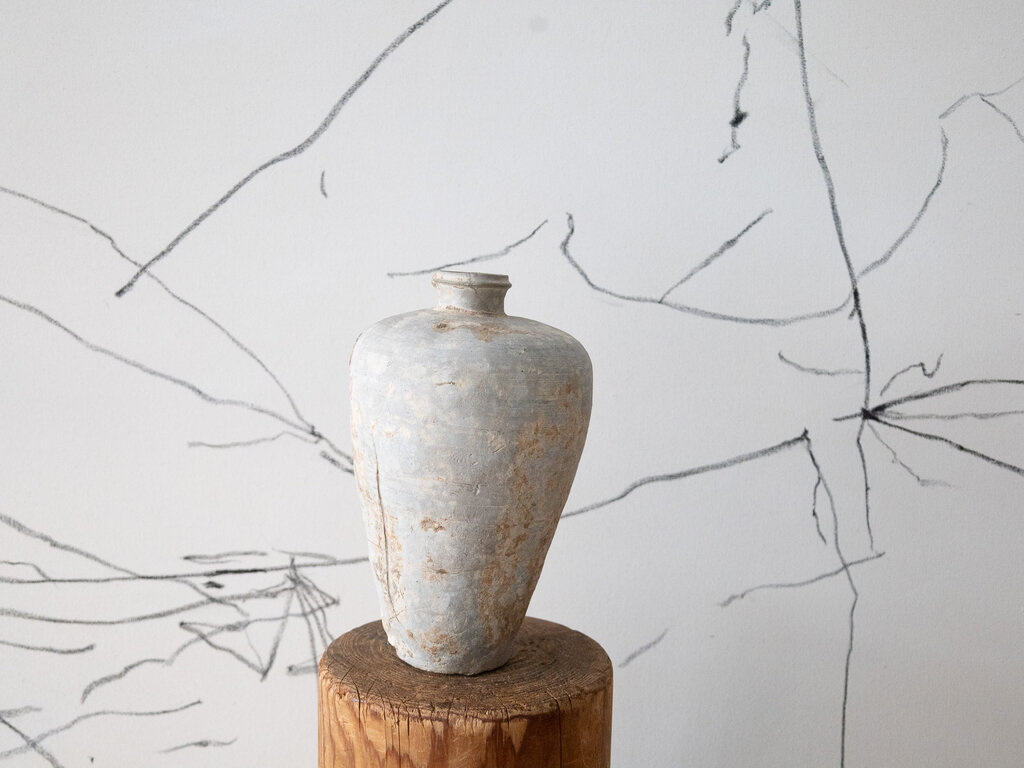 Ancient Japanese Seto vase with wooden box