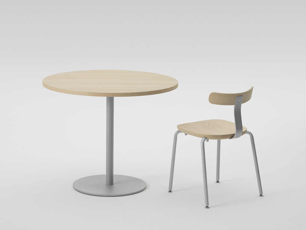 Jasper Morrison for Maruni T&O Round Table 90