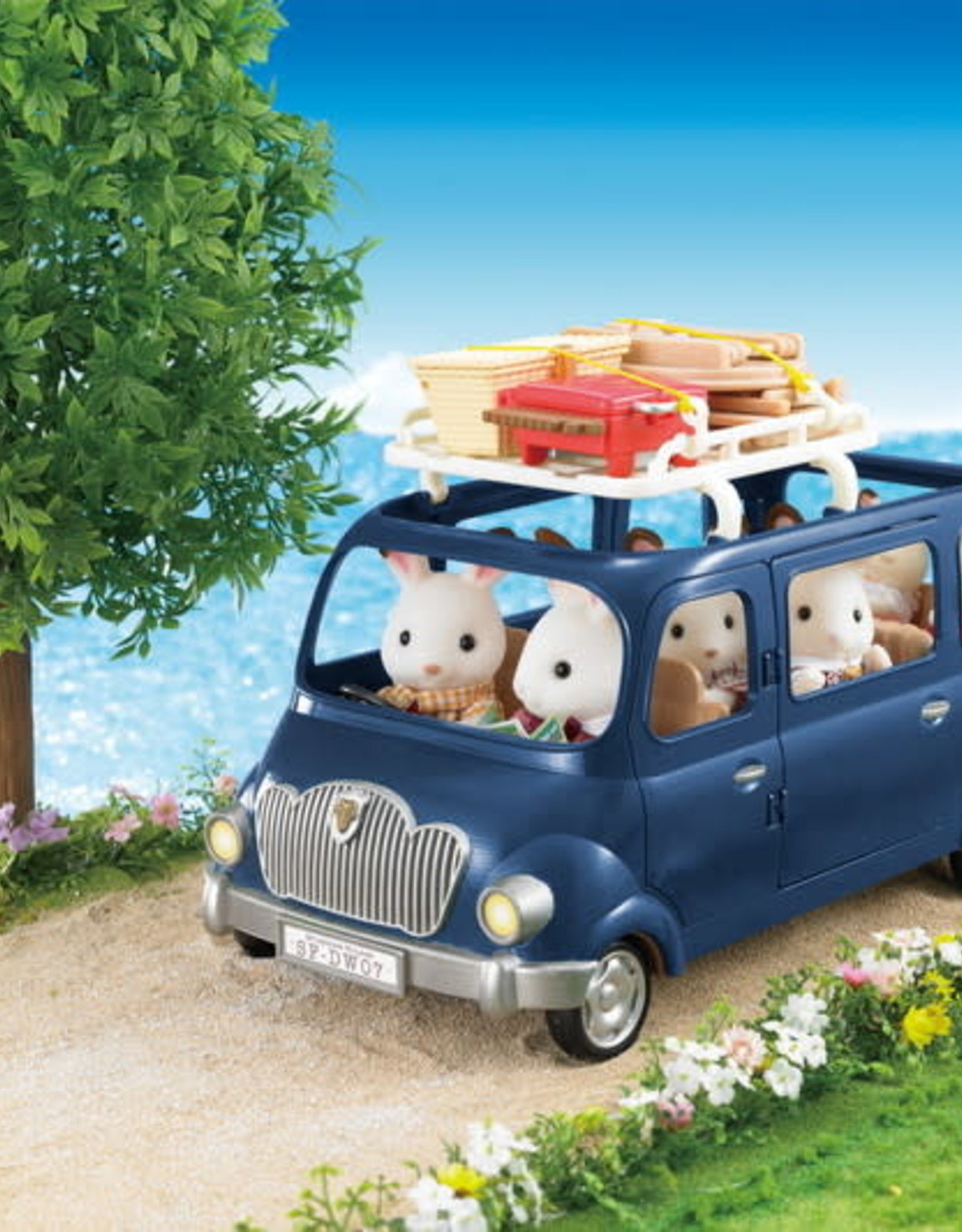 Calico Critters CC Family Seven Seater