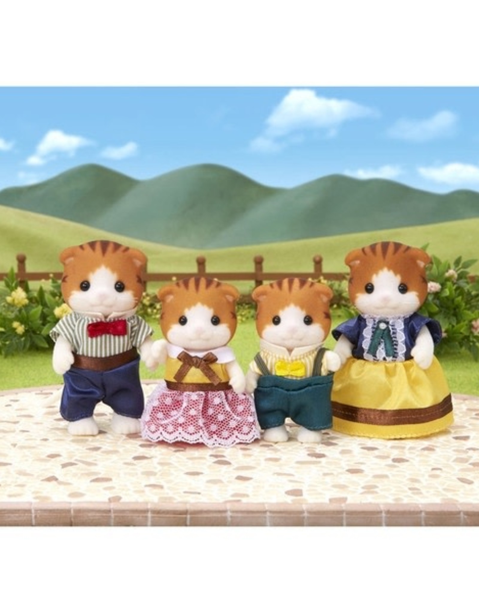 Calico Critters CC Maple Cat Family