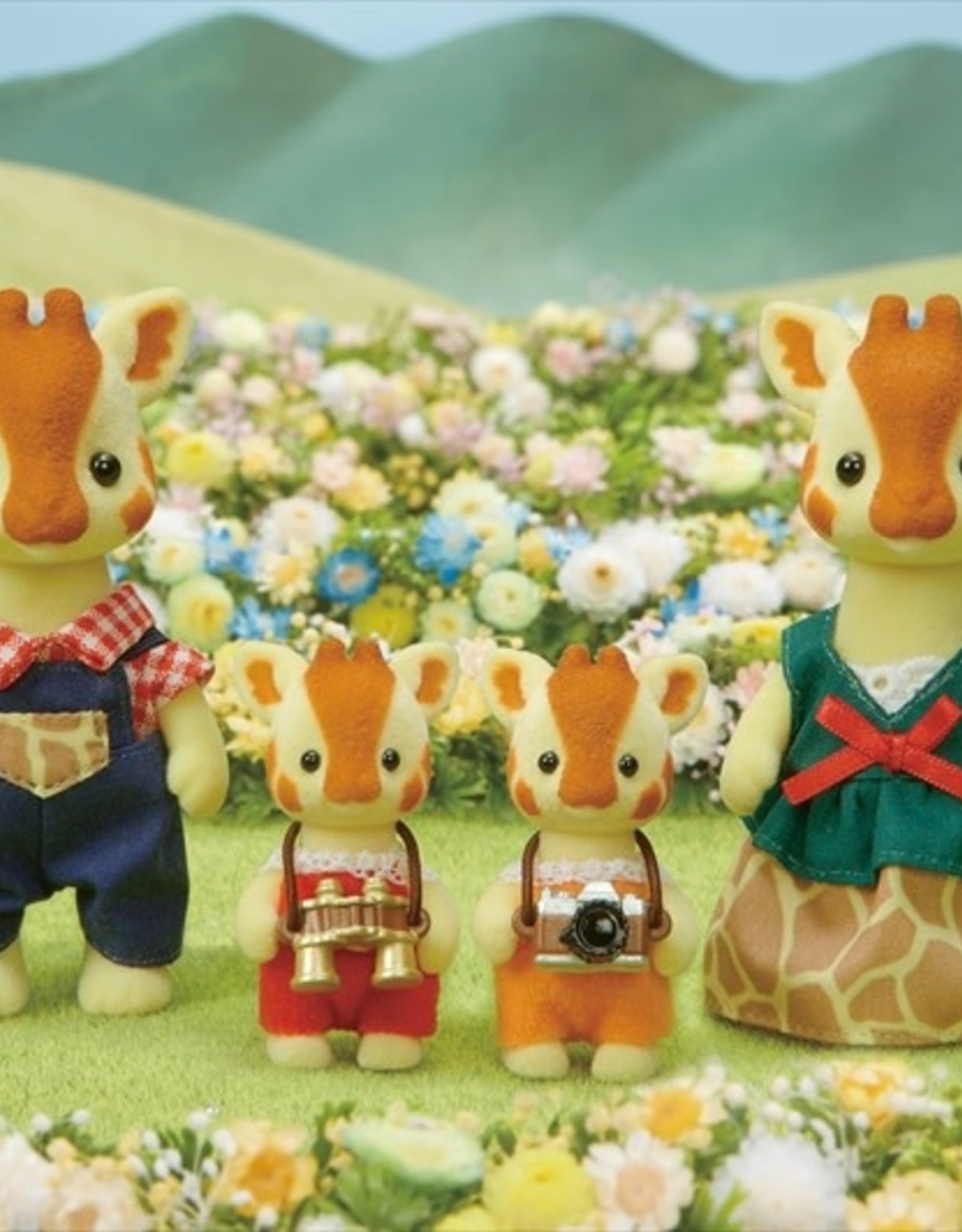 Calico Critters CC Highbranch Giraffe Family