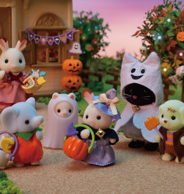 Calico Critters CC Trick or Treat Parade