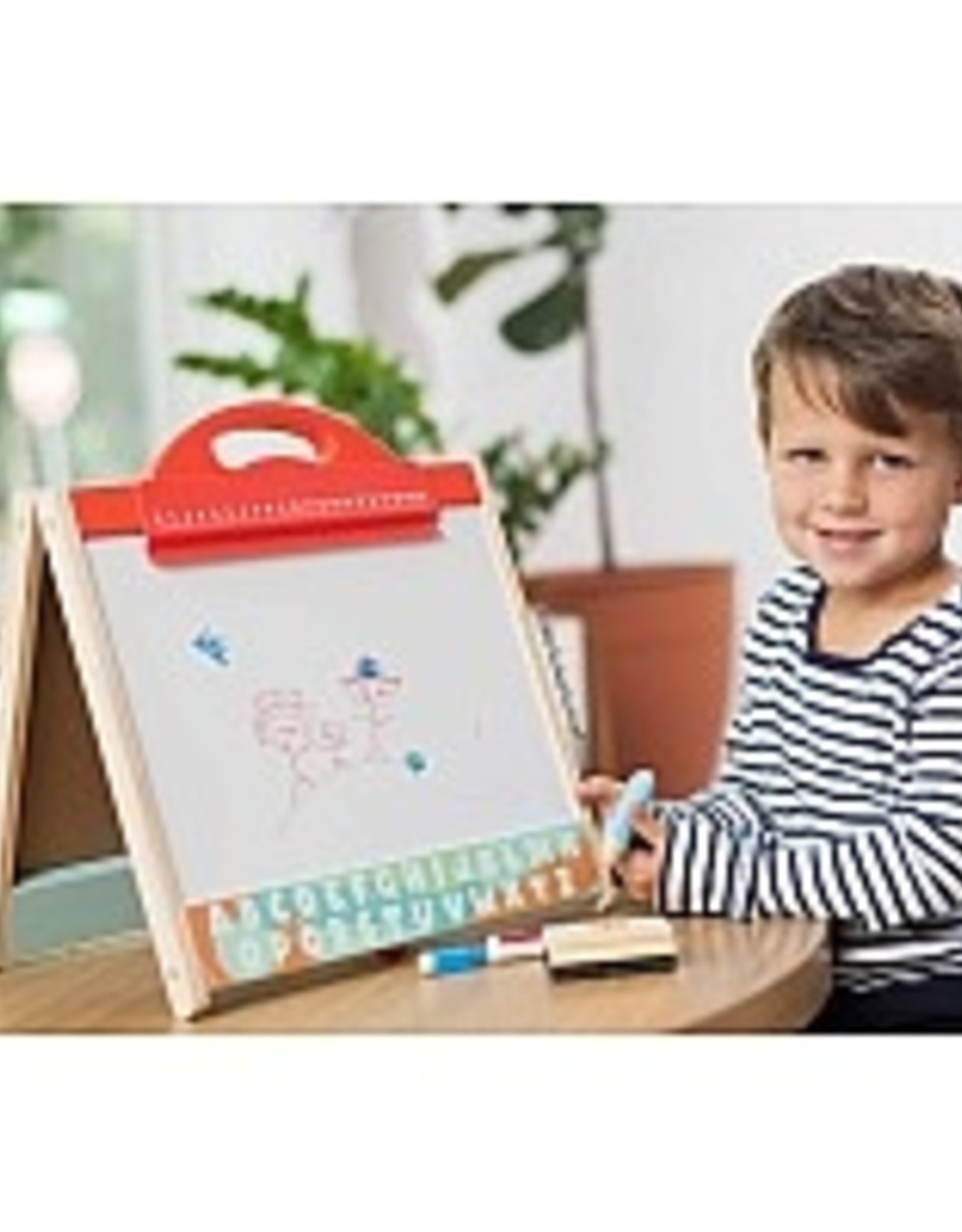 Hape Hape Store & Go Easel