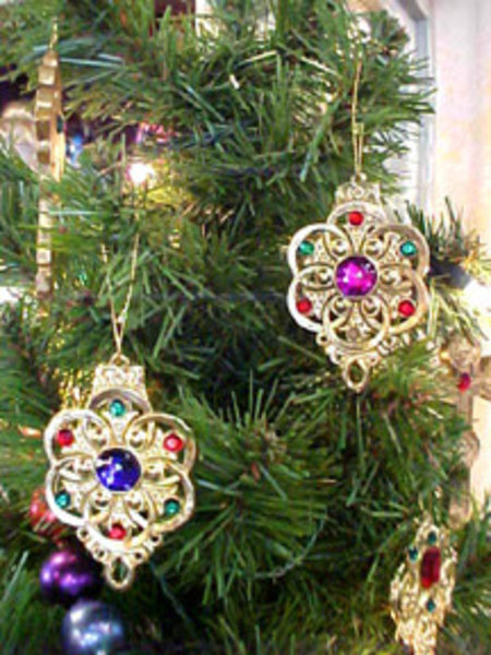 PAPI SET OF 4 METAL JEWEL ORNAMENTS